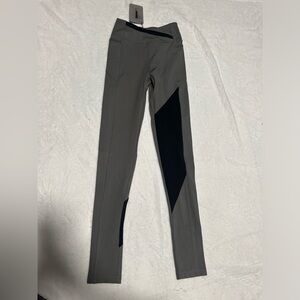 Gymshark Asymetric Leggings Smokey grey/black size small